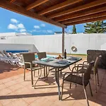 Alegranza Villa