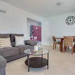 Villa Alegranza