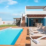 Alegranza Villa *
