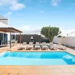 Villa Alegranza