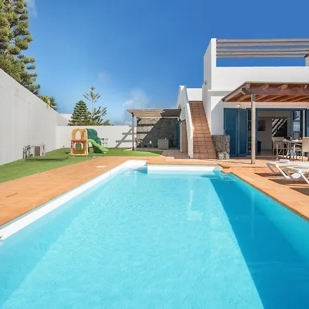Alegranza Villa